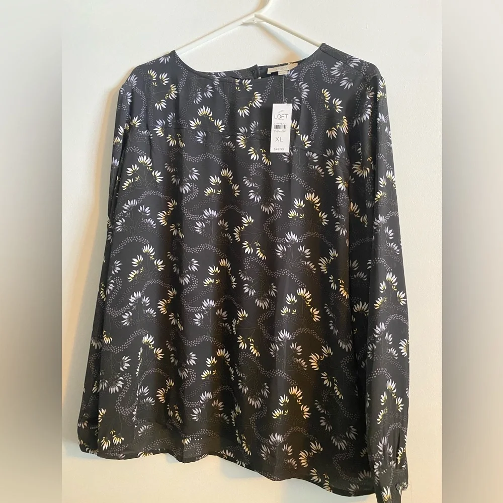 Loft blouse. - Picture 1 of 4
